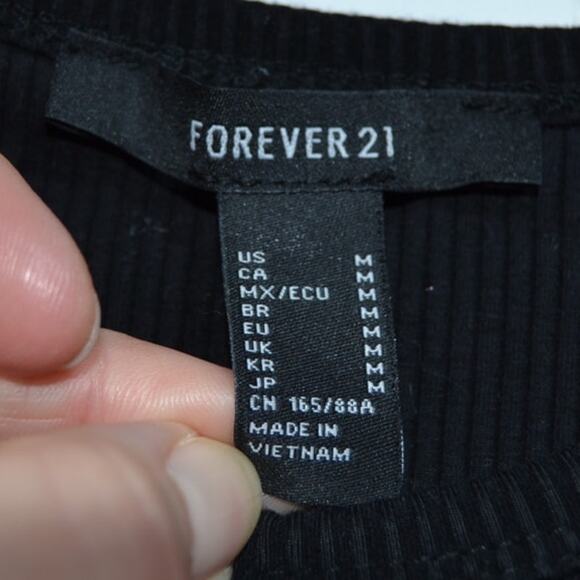 Forever 21 Long Sleeve Ribbed Black Bodysuit Size Medium - Picture 3 of 5